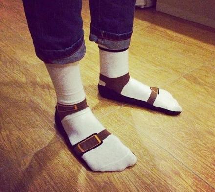 These Sandal Socks Make It Look Like You’re Wearing Birkenstock Sandals